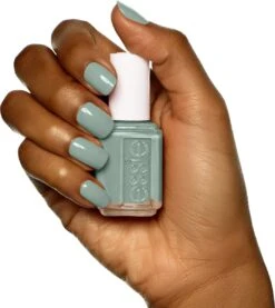 Essie Maximilian Strasse Her - Grijs - Nagellak -Cosmetica Serie Winkel 1069x1200