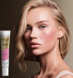 Max Factor Miracle Pure Vegan Blush - 001 Radiant Rose -Cosmetica Serie Winkel 1123x1200 4