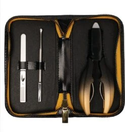 Skeraxo® Professionele Pedicureset Nageltang Kalknagel - Met Nagelvijl & Vuil Verwijderaar - Nagelschaar Voor Harde Teennagels – Nagelknipper Ingegroeide Teennagel - Inclusief Teennagel Correctors -Cosmetica Serie Winkel 1137x1200 3