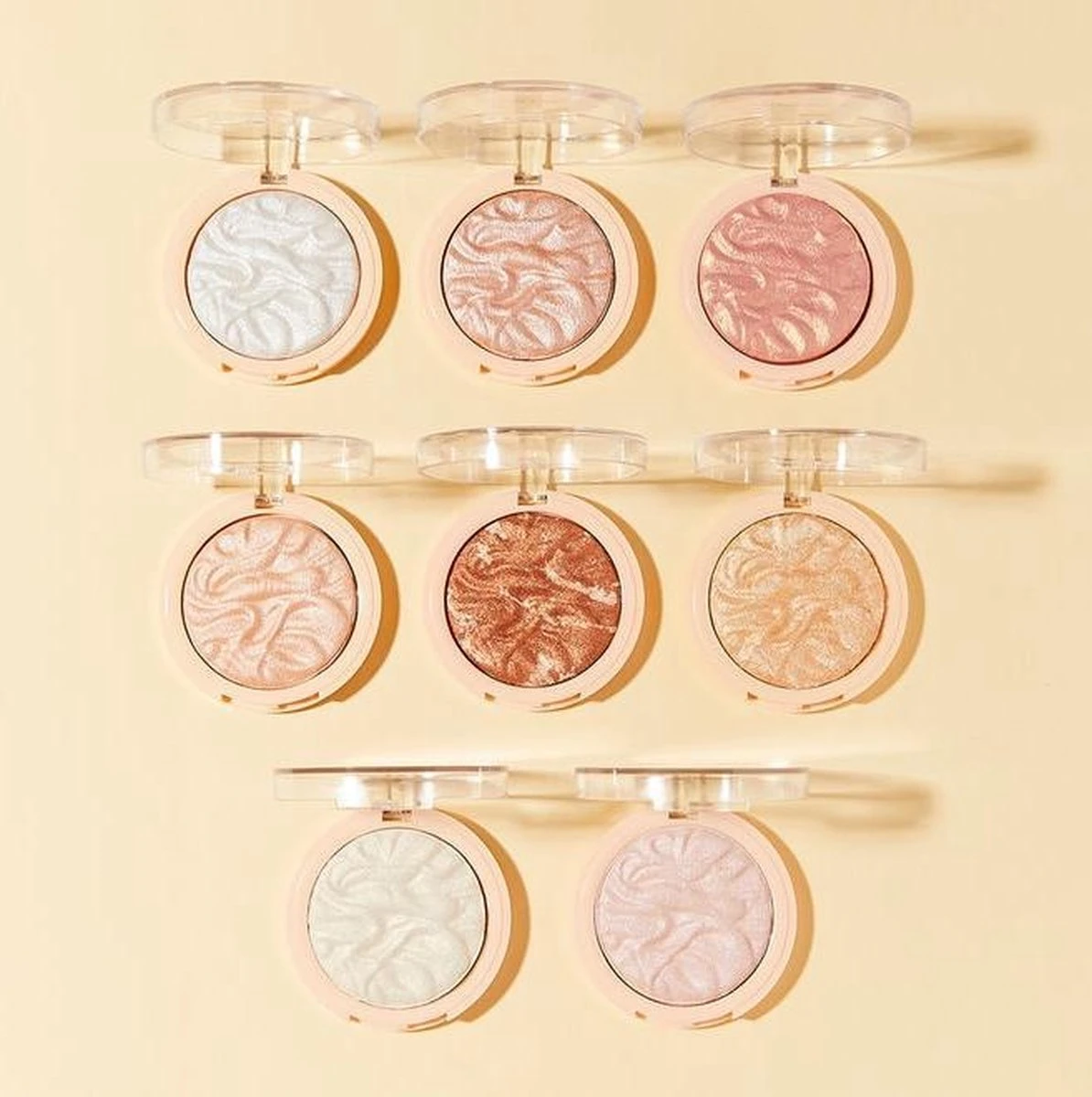 Makeup Revolution - Reloaded Highlighter Peach Lights 7 Makeup Revolution - Reloaded Highlighter Peach Lights - Afbeelding 5