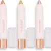 Makeup Revolution - Soft Glamour - Shimmer Shadow Stick Set - Oogschaduw Pencils - Soft Pink, Champagne Bronze Gold & Soft Green -Cosmetica Serie Winkel 1200x1087