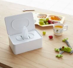 Yamazaki Bakje Voor Vochtige Doekjes - Wit - Met Deksel 21 Yamazaki Bakje Voor Vochtige Doekjes - Wit - Met Deksel -Cosmetica Serie Winkel 1200x1123 2