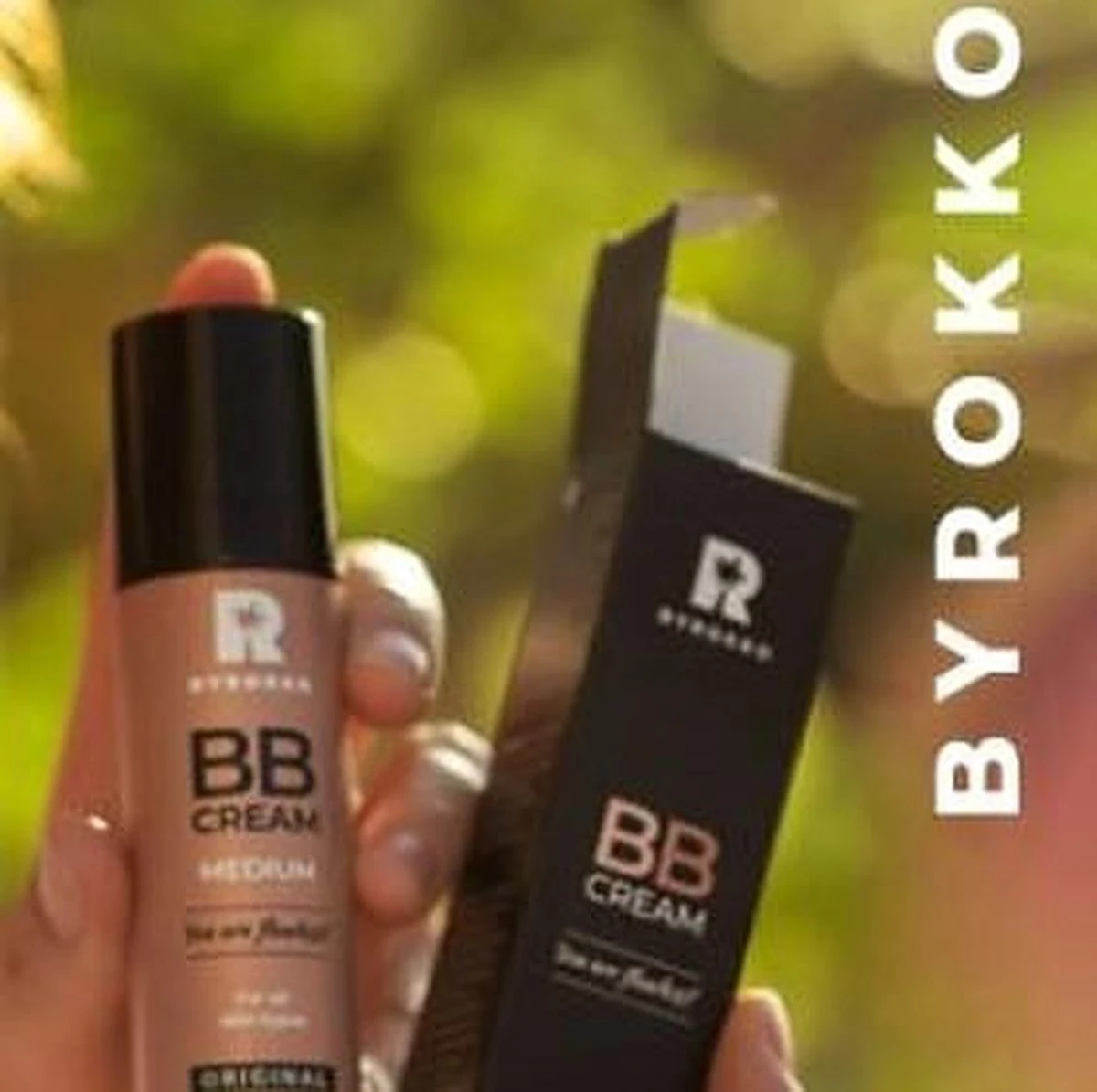 BYROKKO - Magic BB Cream - Medium - Foundation En Cremé In 1 - Voor Alle Huidtypes - 30 ML 5 BYROKKO - Magic BB Cream - Medium - Foundation En Cremé In 1 - Voor Alle Huidtypes - 30 ML - Afbeelding 3