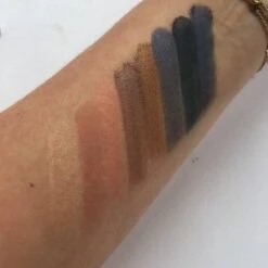 Makeup Revolution Revolution Oogschaduw Palette - Fortune Favours The Brave 15 Makeup Revolution Revolution Oogschaduw Palette - Fortune Favours The Brave -Cosmetica Serie Winkel 1200x1200 382