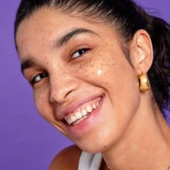 NYX Professional Makeup - Honey Dew Me Up Primer 24 NYX Professional Makeup - Honey Dew Me Up Primer -Cosmetica Serie Winkel 1200x1200 456