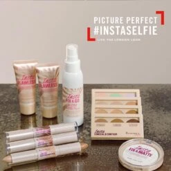 Rimmel London Insta Fix & Matte Make-uppoeder - 01 Clear -Cosmetica Serie Winkel 1200x1200 637