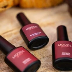 Moods Gellac - Raspberry Cakepop - Gellak - Classy Rood - 15ML -Cosmetica Serie Winkel 1200x1200 765