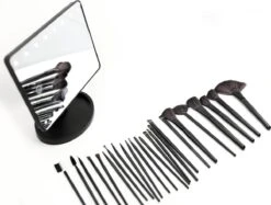 De Ultieme Make-up Ervaring: Cosmetische Spiegel Met 16 LED's En Set Van 24 Professionele Make-up Kwasten - Perfect Voor Een Vlekkeloze En Verlichte Look! Spiegel - Kwasten - Make-up Kwasten - Make-up Spiegel - Verlichting - LED - 13 De Ultieme Make-up Ervaring: Cosmetische Spiegel Met 16 LED's En Set Van 24 Professionele Make-up Kwasten - Perfect Voor Een Vlekkeloze En Verlichte Look! Spiegel - Kwasten - Make-up Kwasten - Make-up Spiegel - Verlichting - LED - -Cosmetica Serie Winkel 1200x908 2