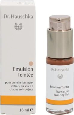 Dr. Hauschka - Translucent Bronzing Tint 18 Ml -Cosmetica Serie Winkel 771x1200 1