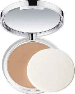Clinique Almost Powder SPF 15 - Neutral - Make-uppoeder 31 Clinique Almost Powder SPF 15 - Neutral - Make-uppoeder -Cosmetica Serie Winkel 952x1200 1